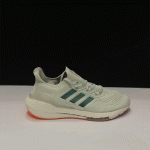 کتونی رانینگ adidas ultra boost light