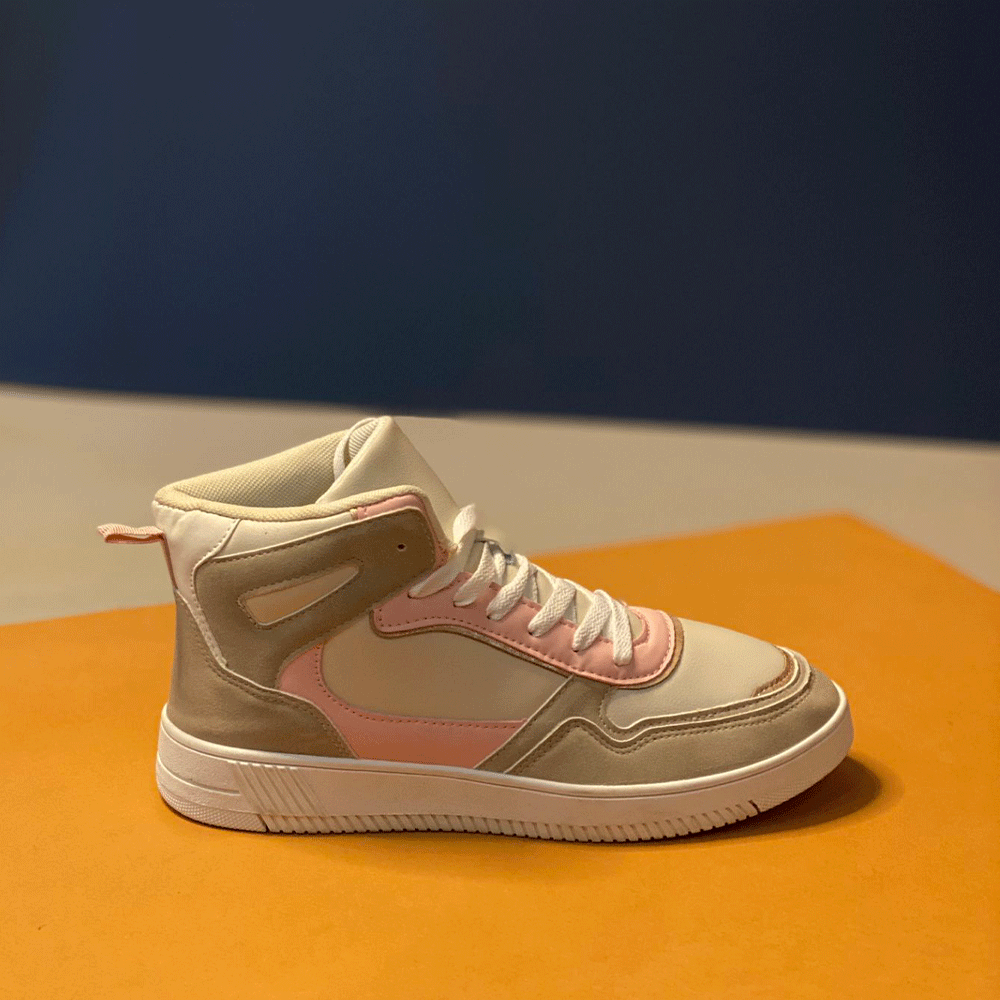 1 کتونی ساق بلند (High-top Sneaker) - Image 1