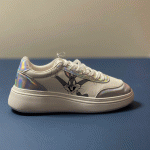 کفش "Bugs Bunny Print Lace-Up Sneakers"