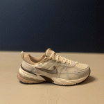 نایک وی 2 کی ران قهوه ای Nike V2K Run Light Orewood Brown