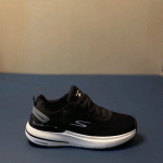 کفش اسکیچرز (Skechers)