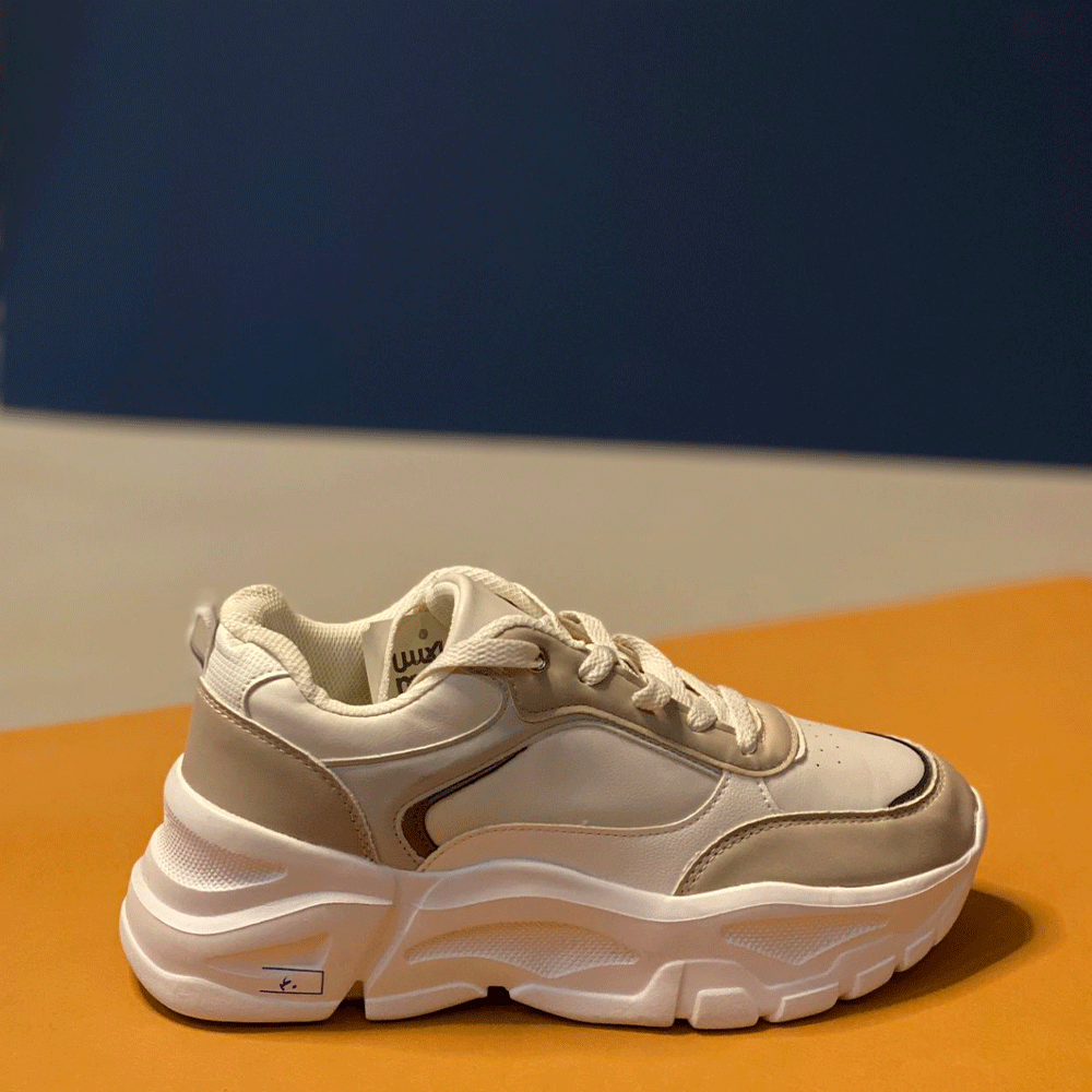 1 کتونی لژ دار سفید کرمی مکس - Image 1