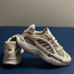 کتونی رانینگ ادیداس کرم روشن - Image 2