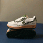 کفش سفید و قهوه ایی نایک ایرفورس وان چریکی - Image 3