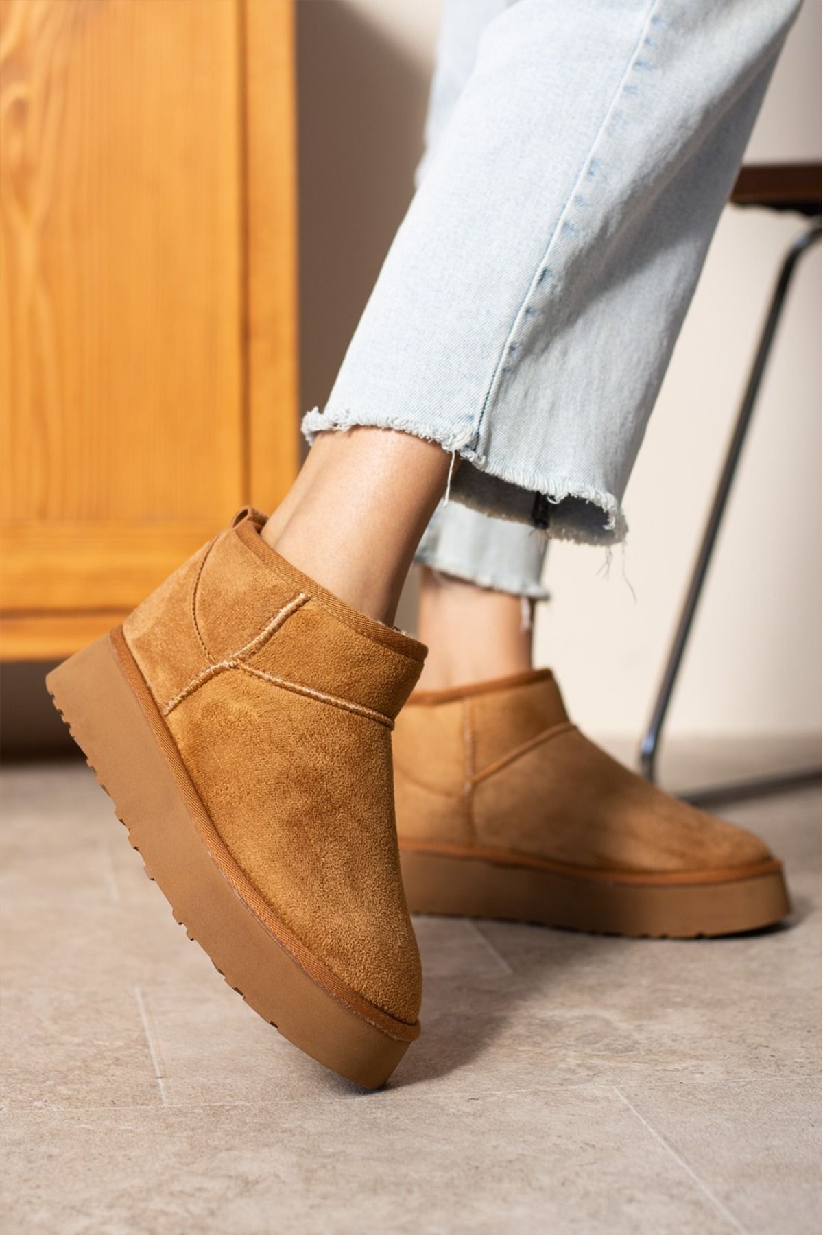 -2147483648_-210851 (1) نیم بوت زنانه ضخیم خز Tefis Tan جیر برند Marjinal City(شهر حاشیه ای) رنگ قهوه ای - Image 1